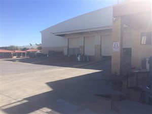 1000 m² Industrial space in Halfway House