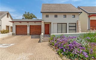 3 Bedroom House in Schonenberg Estate
