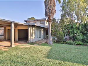 4 Bed House in Lyttelton Manor