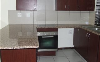 2 Bedroom Apartment in Jackal Creek Golf Estate