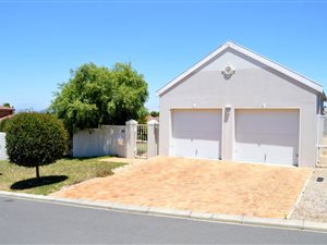 3 Bed House in Pinehurst