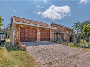 3 Bed House in The Reeds