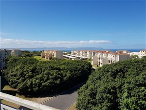 2 Bedroom Apartment in Hermanus Beach Club