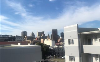 2 Bedroom Apartment in Zonnebloem