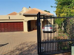 1 Bedroom Apartment in Centurion Golf Estate