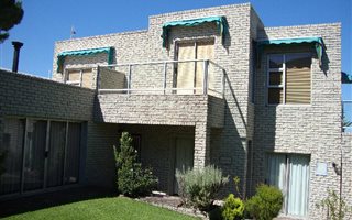 3 Bedroom House in Voelklip