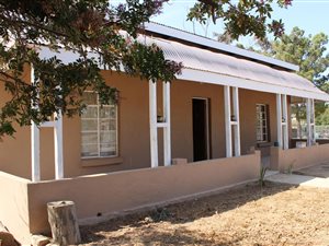 2 Bed House in Willowmore