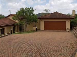 3 Bed House in White River Country Estate