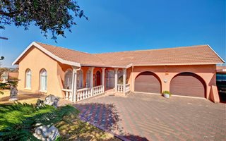 3 Bedroom House in Grobler Park
