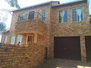 3 Bed House in Kosmosdal
