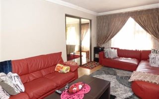 2 Bedroom House in Crystal Park