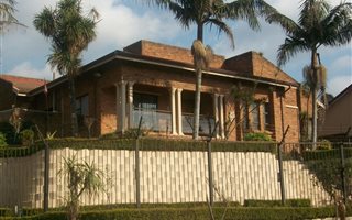 3 Bedroom House in Raisethorpe