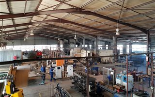 2100 m² Industrial space in Spartan