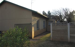 2 Bedroom House in Vanderbijlpark CE