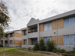 3 Bed Apartment in Churchill Estate
