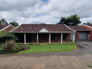 3 Bed Townhouse in Blackridge