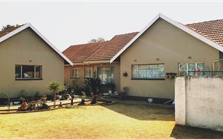 3 Bedroom House in Helikon Park