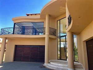5 Bed House in Meyersdal Eco Estate