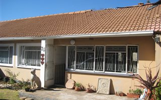 3 Bedroom House in General Alberts Park