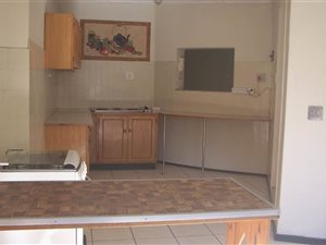 2 Bed Garden Cottage in Chartwell