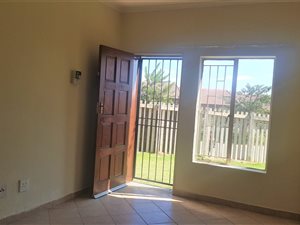 2 Bed Apartment in Olievenhoutbosch