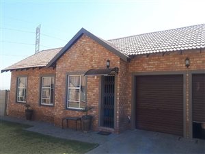 2 Bed Townhouse in Riversdale
