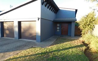 3 Bedroom Duet in Willow Acres