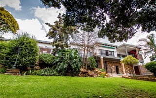 5 Bedroom House in Honey Hill
