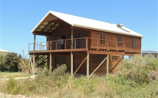 2 Bedroom House in Bettys Bay
