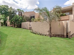 3 Bed Townhouse in Sunninghill