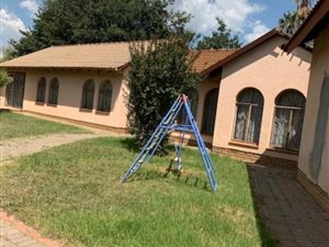 3 Bed House in Crystal Park