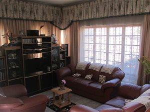 3 Bed House in Wyebank
