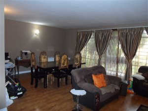 2 Bed Duplex in Westdene