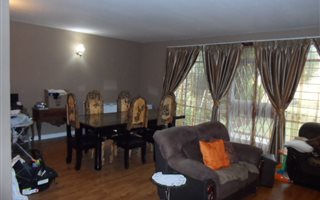 2 Bedroom Duplex in Westdene