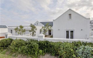 4 Bedroom House in Croydon Vineyard Estate