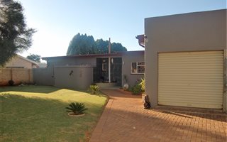 3 Bedroom House in Carletonville