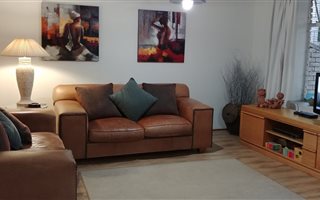 3 Bedroom Townhouse in Murrayfield
