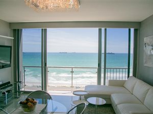 2 Bedroom Apartment in Blouberg Sands