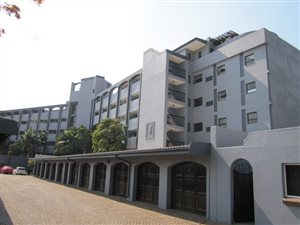 2 Bed Apartment in Menlyn