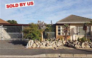 3 Bedroom House in Churchill Estate