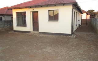 3 Bedroom House in Nellmapius