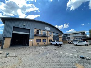 827 m² Industrial space in North Riding