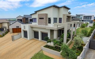 4 Bedroom House in Midstream Estate