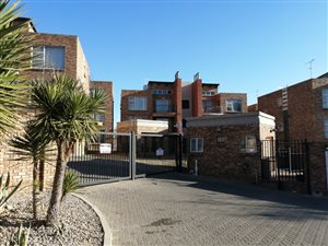 2 Bed Apartment in Halfway House