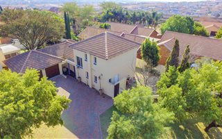 3 Bedroom House in Thatchfield