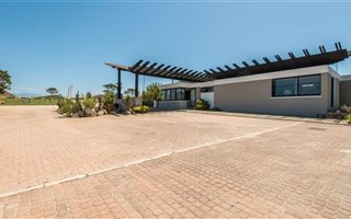 601 m² Land available in George Central