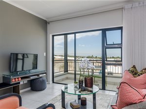 1 Bed Apartment in Paardevlei