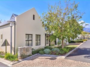 2 Bed House in Jamestown