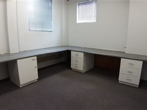 110 m² Industrial space in George Central