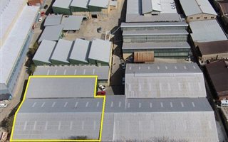 1363 m² Industrial space in Robertsham